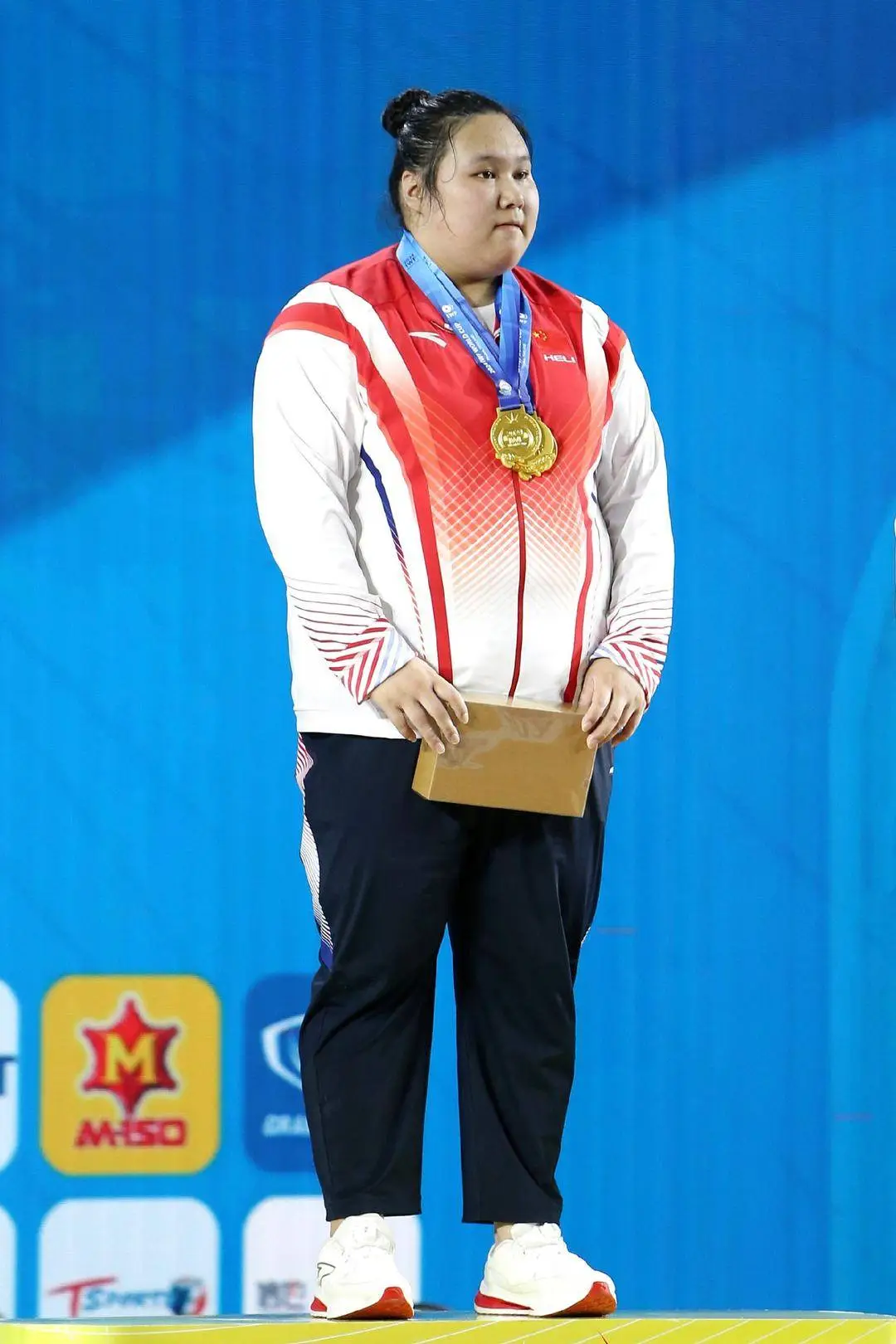 2024举重世界杯女87公斤以上级李雯雯