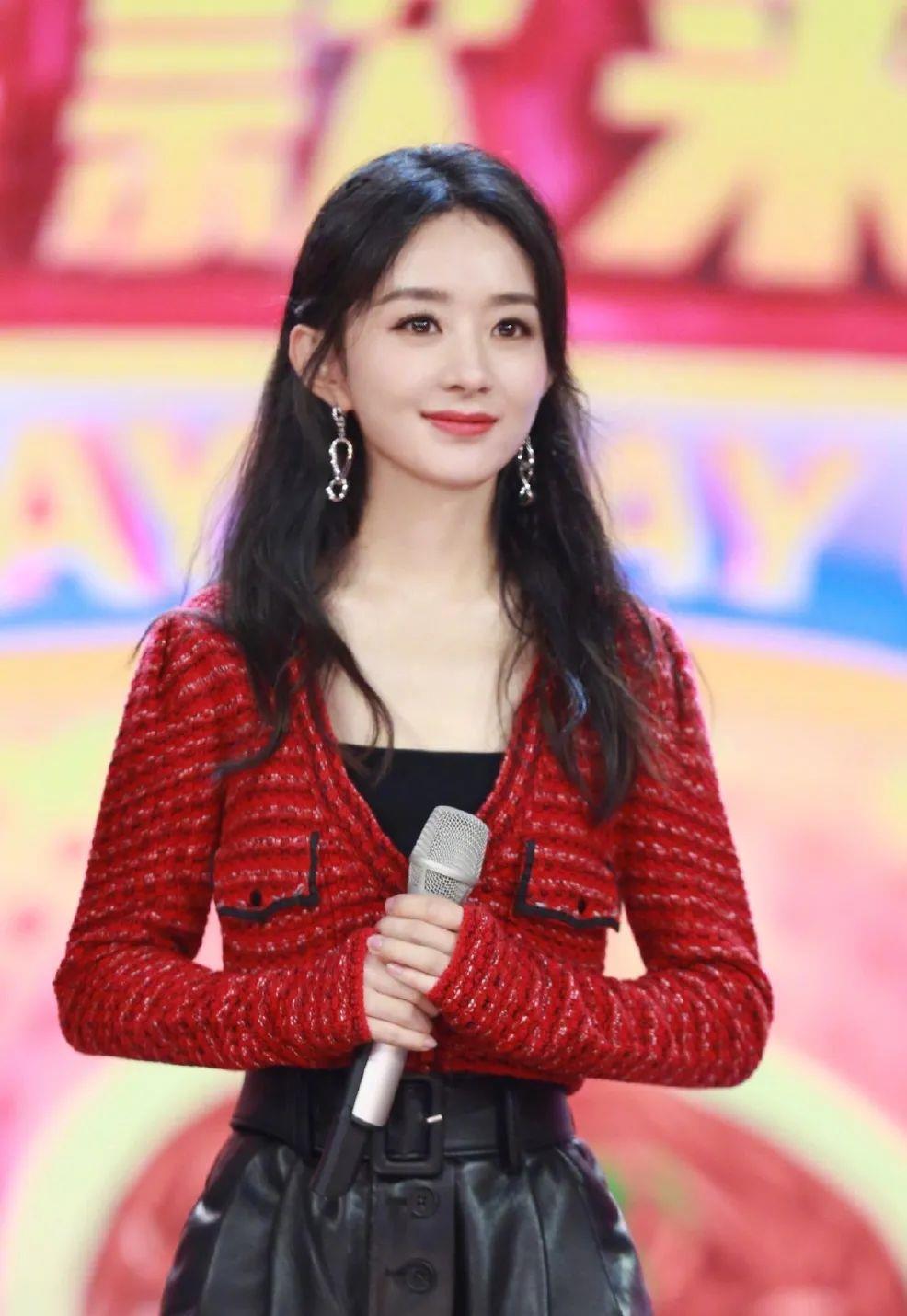 女生健身明星_很飒的女明星健身_健身女星