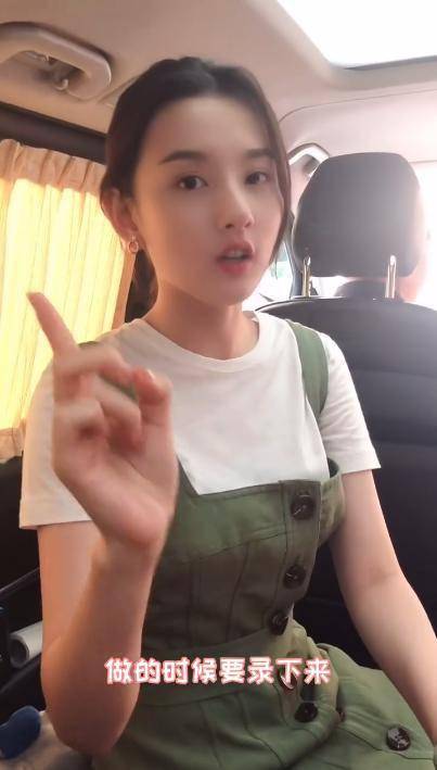 健身最美的5位女星_很飒的女明星健身_女生健身明星