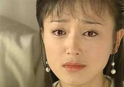健身女星_很飒的女明星健身_女生健身明星
