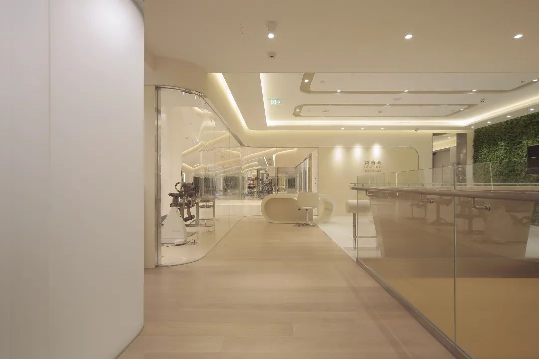 居家运动健身营养餐_居家健身的运动方案_居家健身锻炼