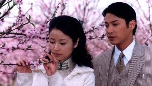 艺人健身明星香港女星有哪些_香港明星女艺人健身_香港女星健身达人